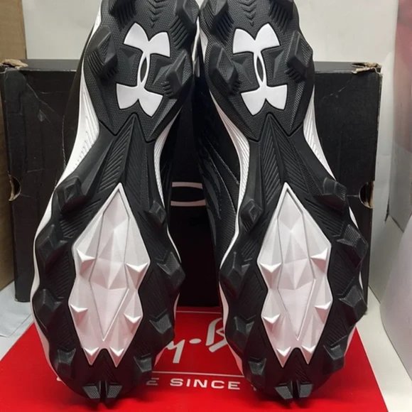 BNWT Under Armour Sports shoes Black/White 10.5 - Picture 5 of 6